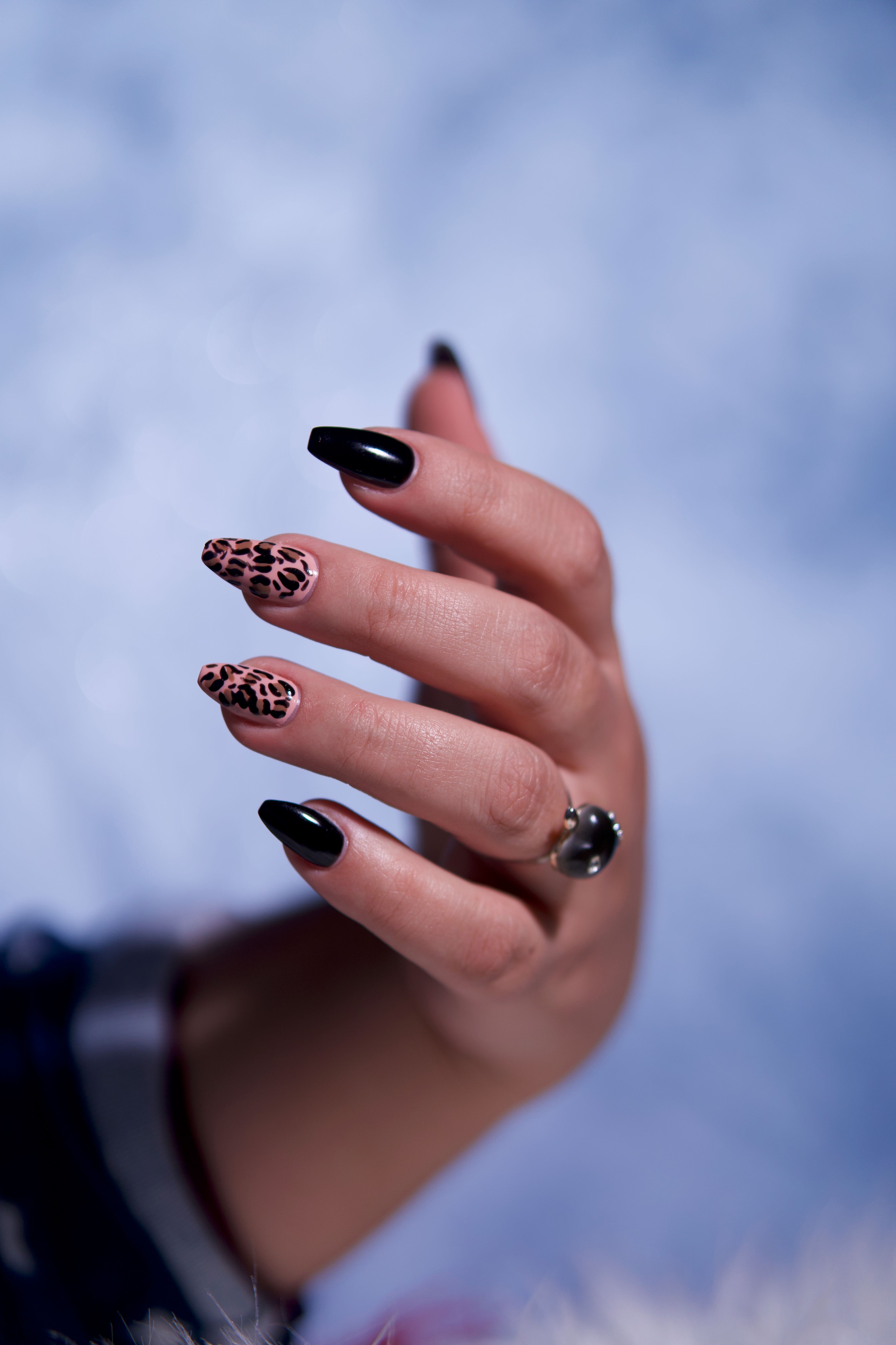 Starannie wykonana stylizacja paznokci z kolekcji Beauty Nails